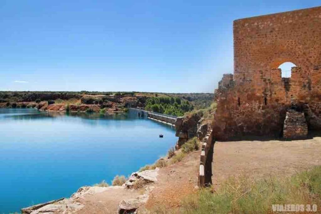 Apto. Singular En La Mancha Banco De Inversiones Argamasilla De Alba Екстер'єр фото